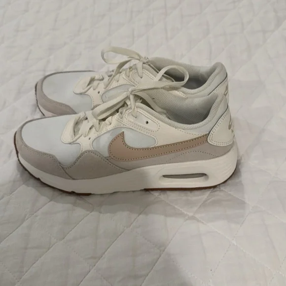 Nike White and Tan Sneakers - Picture 1 of 4